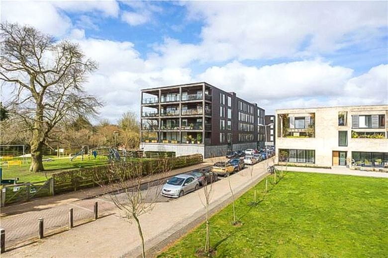 2 bedroom flat, The Copper Building, Kingfisher Way CB2