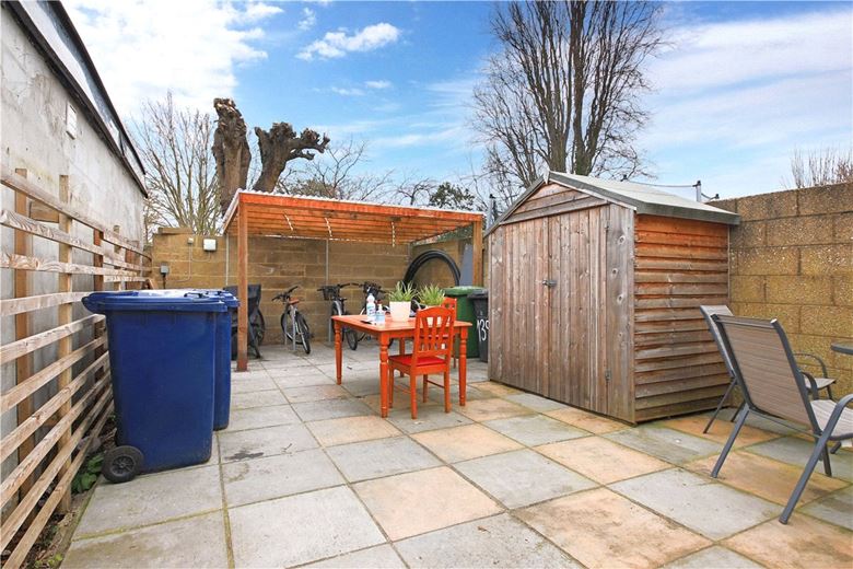 1 bedroom flat, Newmarket Road, Cambridge CB5 - Let Agreed