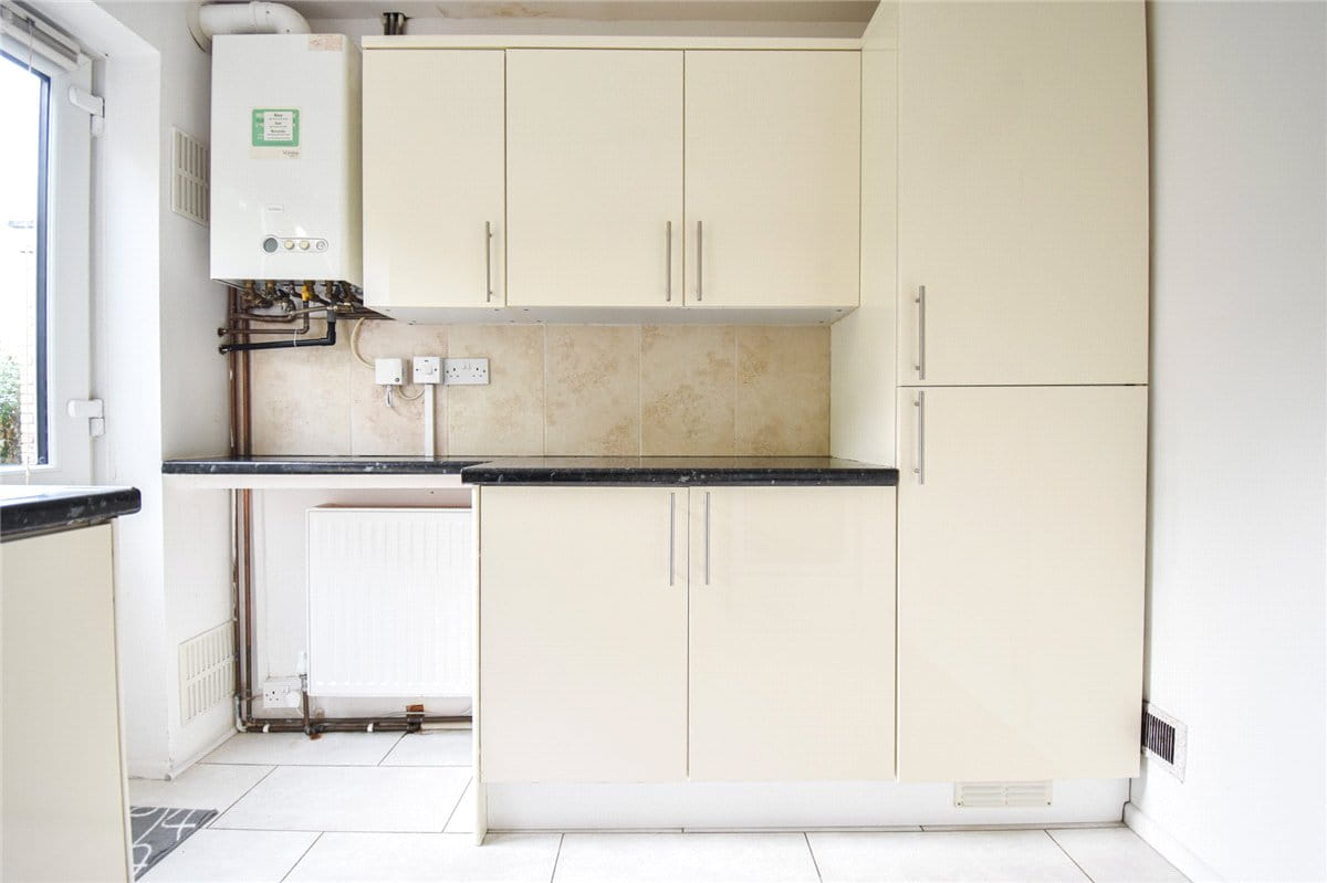 3 bedroom house, Ashvale, Cambridge CB4 - Available