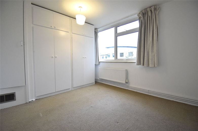 2 bedroom flat, Cambanks, Cambridge CB4