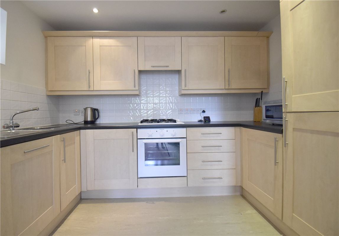 2 bedroom flat, Brookwood House, 226A Histon Road CB4 - Let Agreed