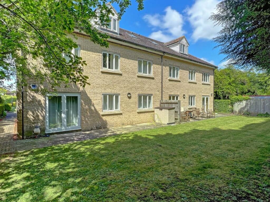 2 bedroom flat, Brookwood House, 226A Histon Road CB4 - Let Agreed