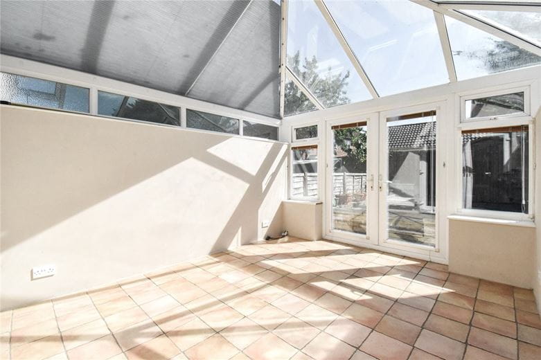 2 bedroom house, Lucerne Close, Cambridge CB1