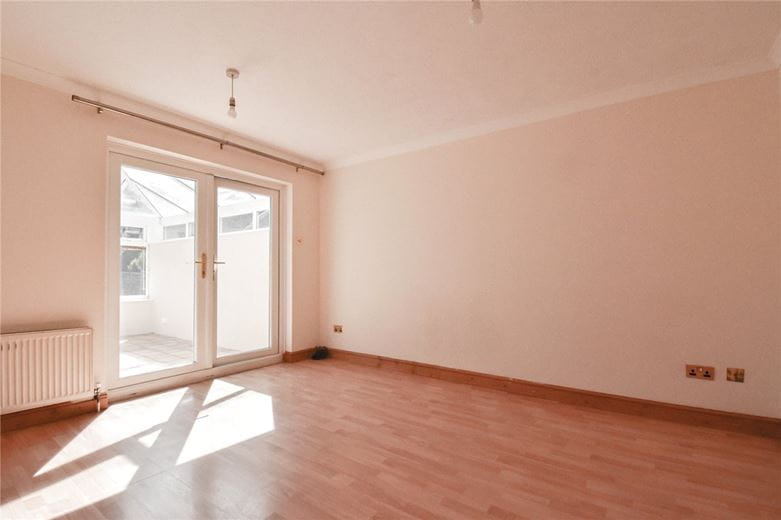 2 bedroom house, Lucerne Close, Cambridge CB1