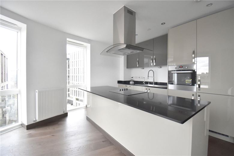 2 bedroom flat, 3 Station Square, Cambridge CB1