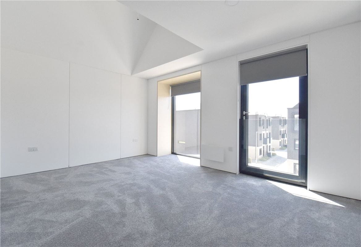 4 bedroom house, Lockhart Way, Northstowe CB24 - Available