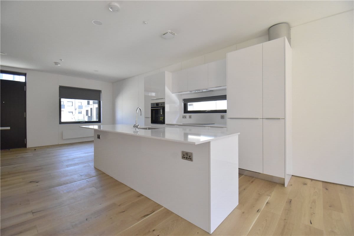 4 bedroom house, Lockhart Way, Northstowe CB24 - Available