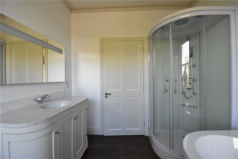 6 bedroom house, Newmarket Road, Kirtling CB8