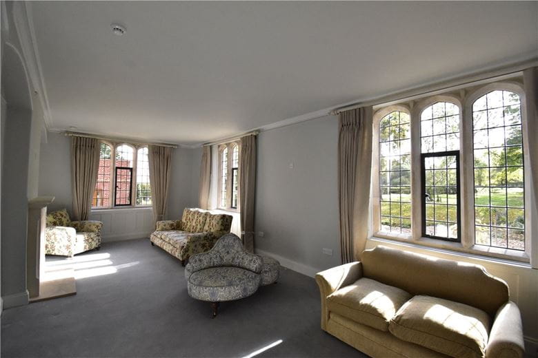 6 bedroom house, Newmarket Road, Kirtling CB8