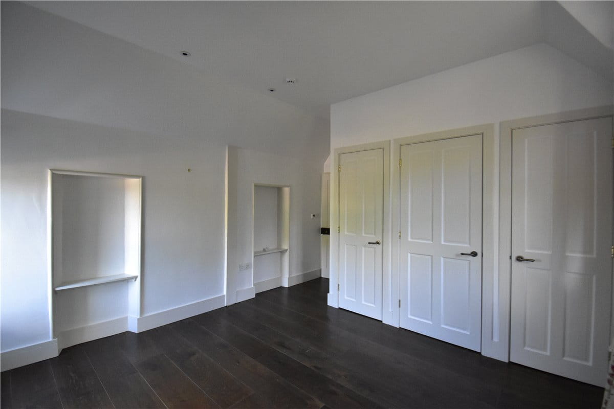 6 bedroom house, Newmarket Road, Kirtling CB8