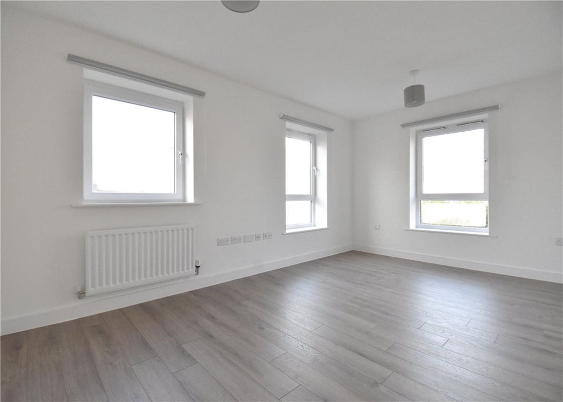 3 bedroom house, Warren Way, Northstowe CB24 - Let Agreed