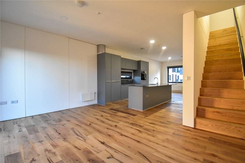 3 bedroom house, Lockhart Way, Northstowe CB24 - Available