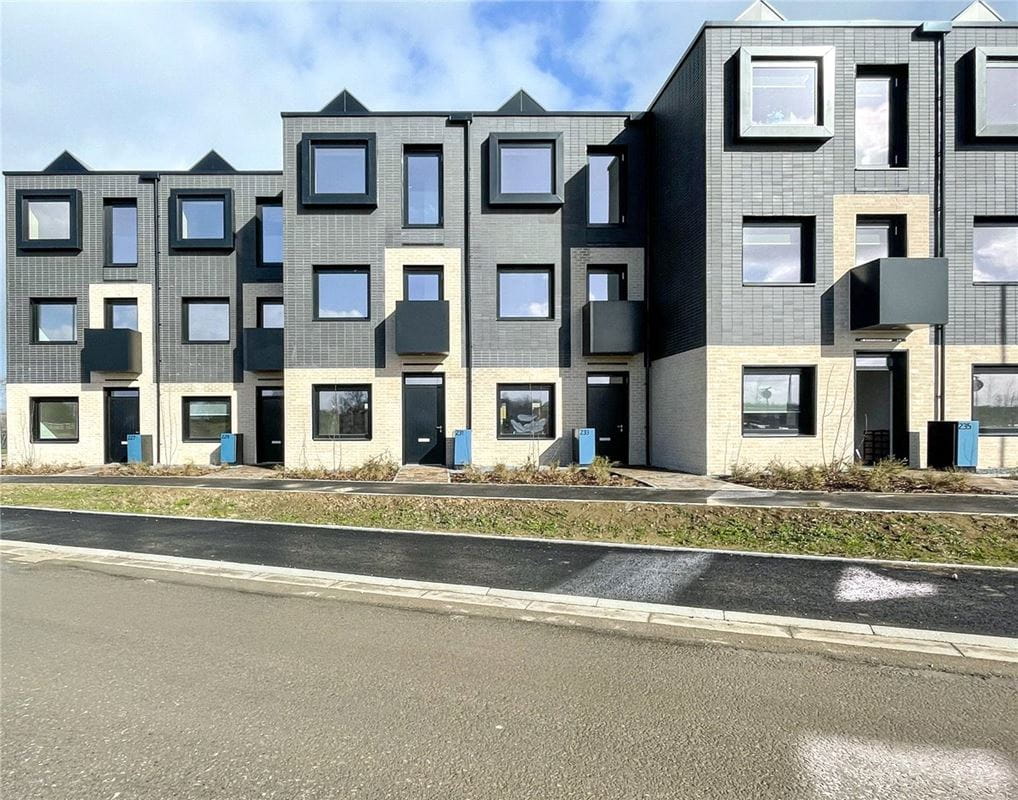 4 bedroom house, Stirling Road, Northstowe CB24 - Available