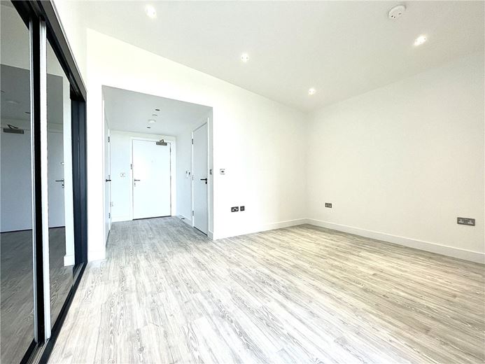 1 bedroom flat, Turing Way, Cambridge CB3
