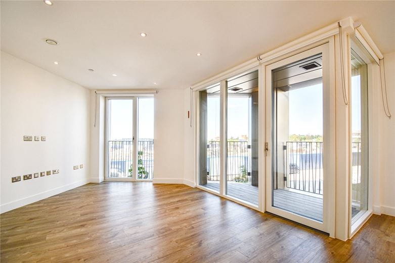 2 bedroom flat, The Oak Building, Rudduck Way CB3 - Let Agreed