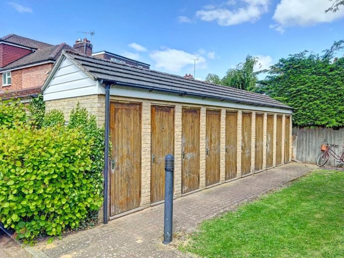 2 bedroom flat, Brookwood House, 226a Histon Road CB4 - Let Agreed