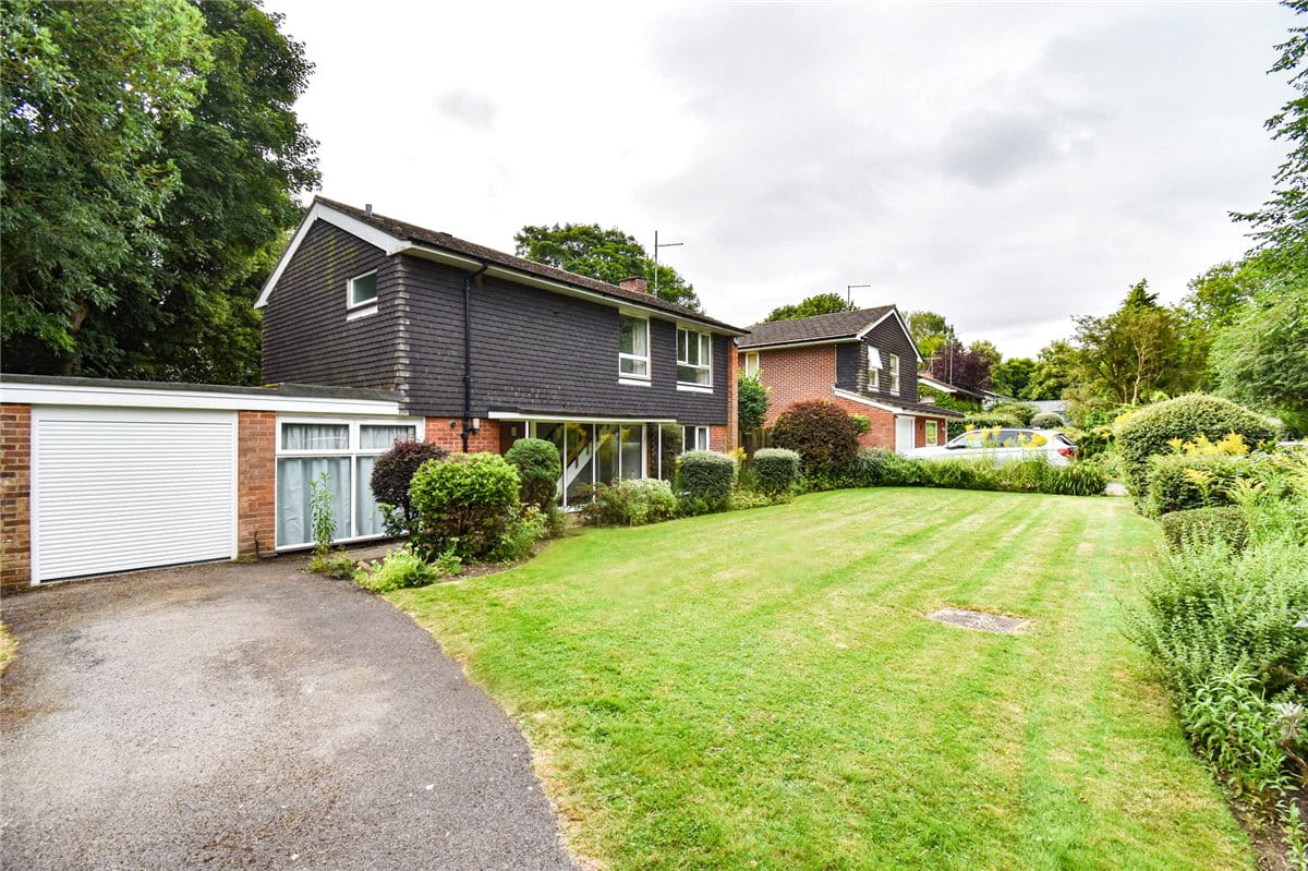 4 bedroom house, Spinney Drive, Great Shelford CB22 - Let Agreed