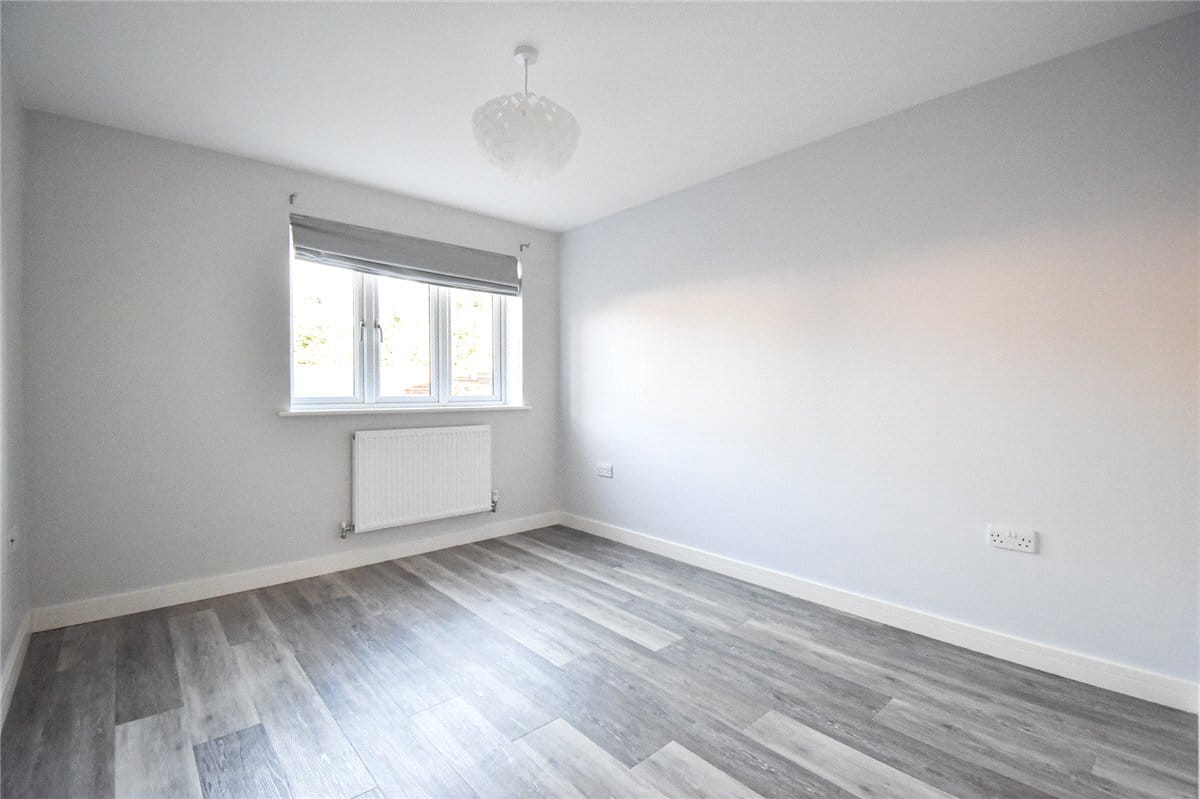 2 bedroom flat, Bell Road, Bottisham CB25