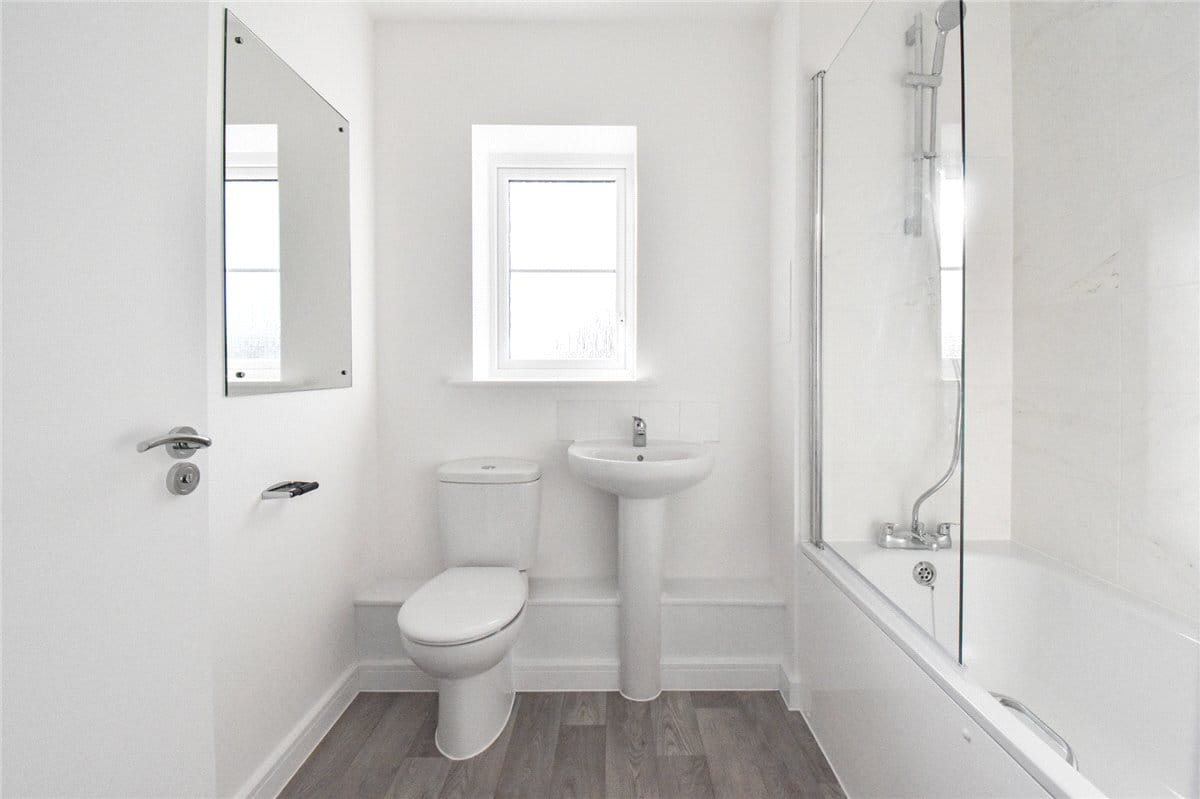 3 bedroom house, Coventry Drive, Bishop's Stortford CM23