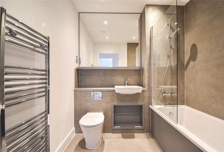 2 bedroom flat, Bragg Way, Cambridge CB5 - Let Agreed