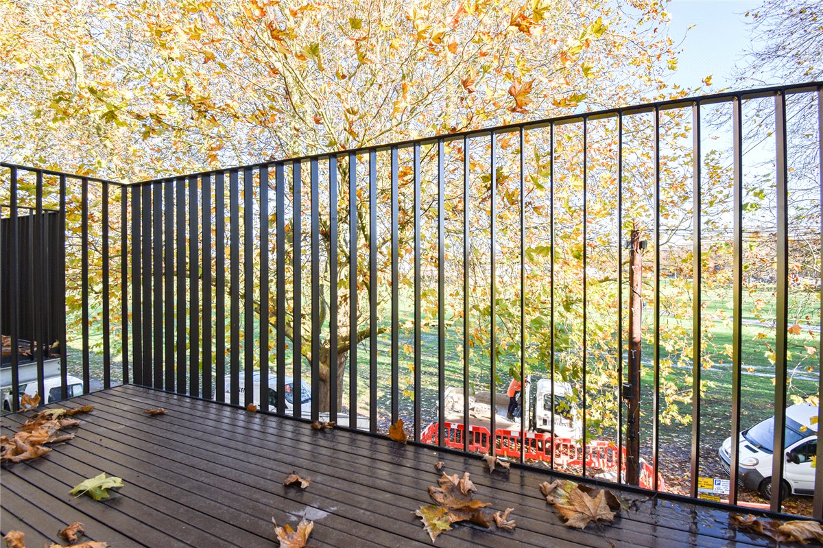 1 bedroom flat, Hamied Mansions, 14-17 Regent Terrace CB2 - Let Agreed