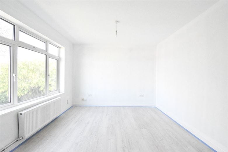 2 bedroom flat, Gilbert Close, Cambridge CB4 - Available