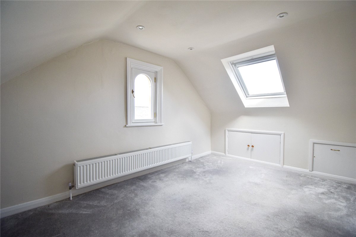 3 bedroom flat, Bateman Street, Cambridge CB2 - Available
