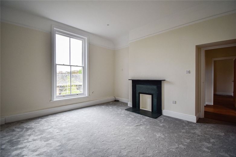 3 bedroom flat, Bateman Street, Cambridge CB2 - Available