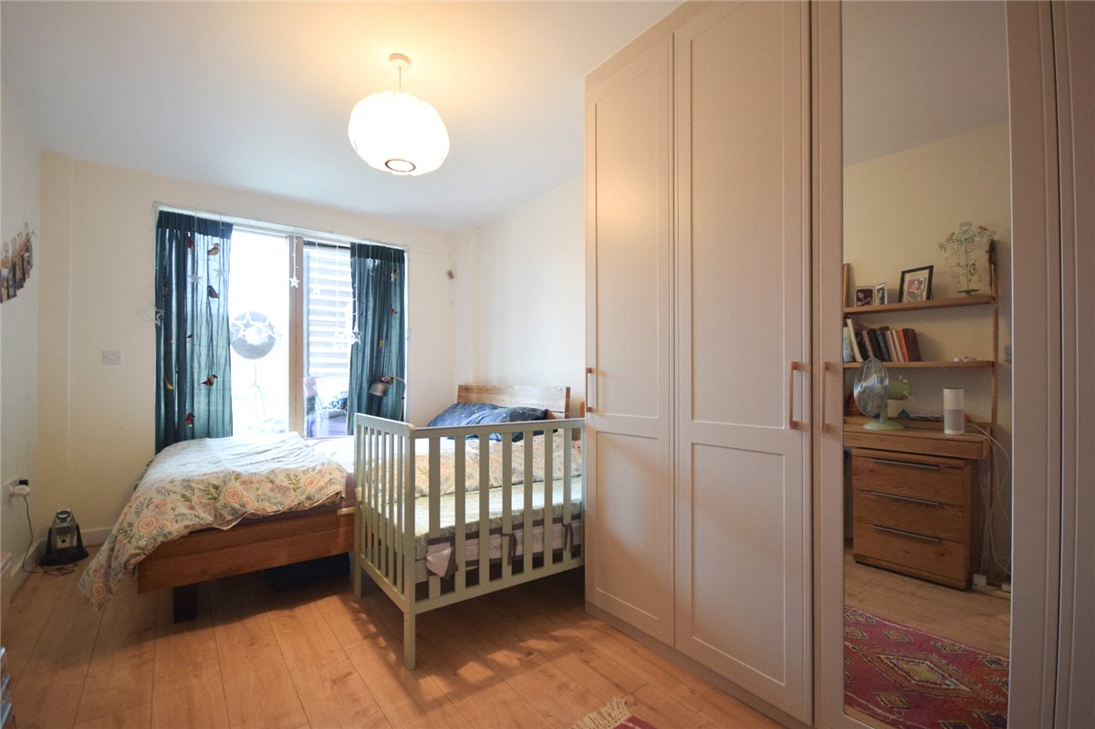 2 bedroom flat, Addenbrookes Road, Trumpington CB2 - Available