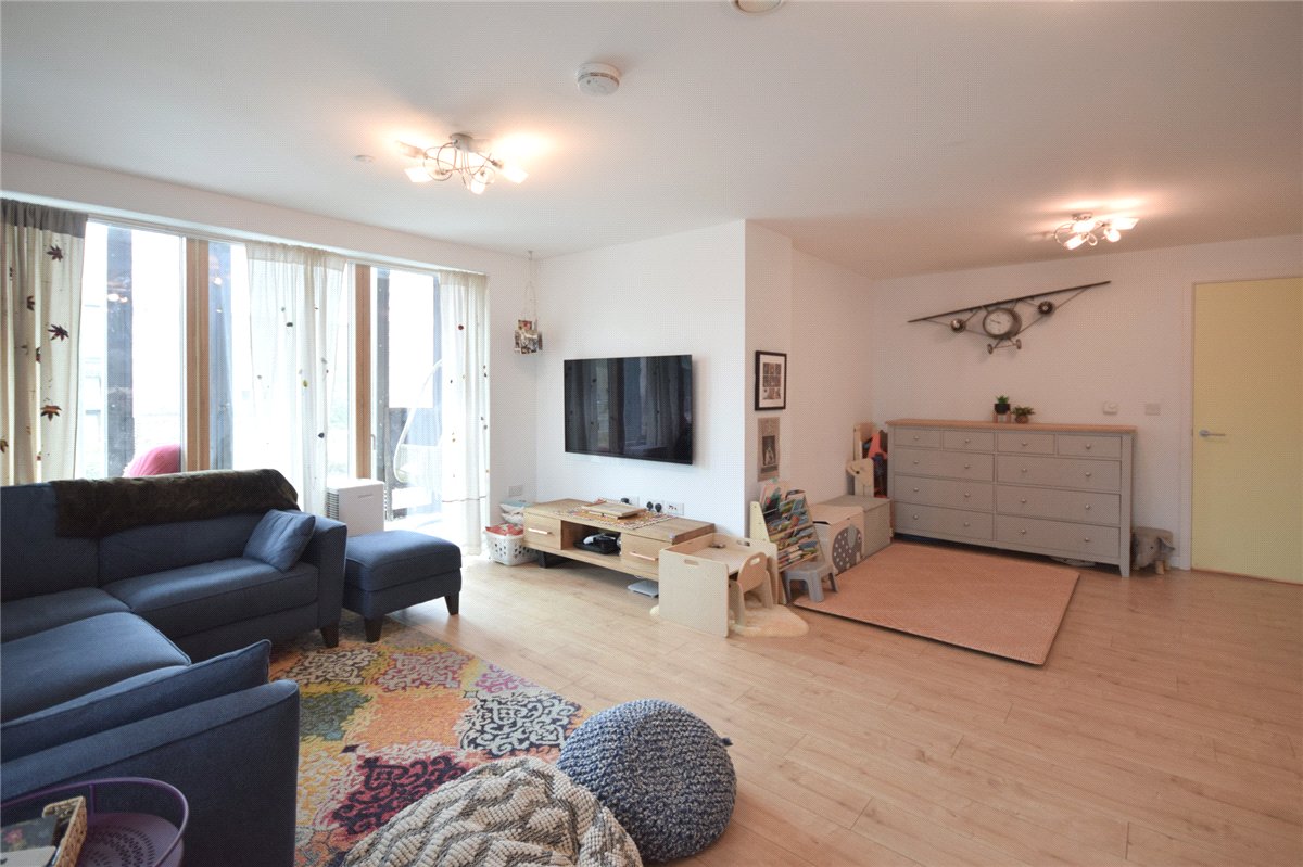 2 bedroom flat, Addenbrookes Road, Trumpington CB2 - Available