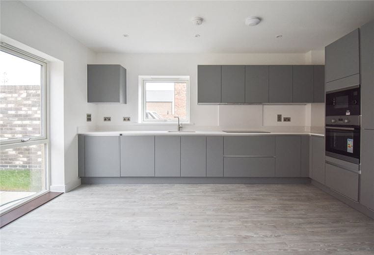 4 bedroom house, Beta Avenue, Cambridge CB5 - Available