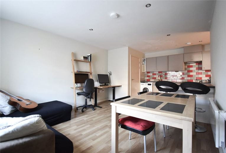 1 bedroom flat, Guthrie Court, Paradise Street CB1 - Let Agreed