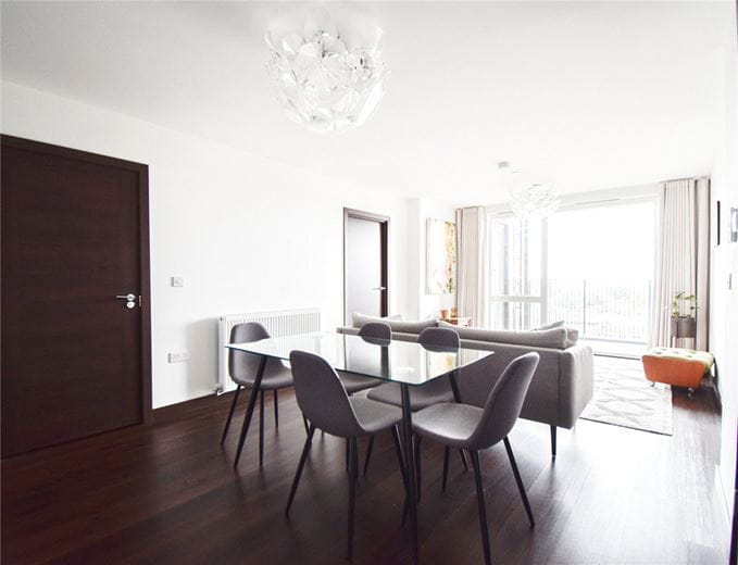2 bedroom flat, 4 Station Square, Cambridge CB1 - Let Agreed