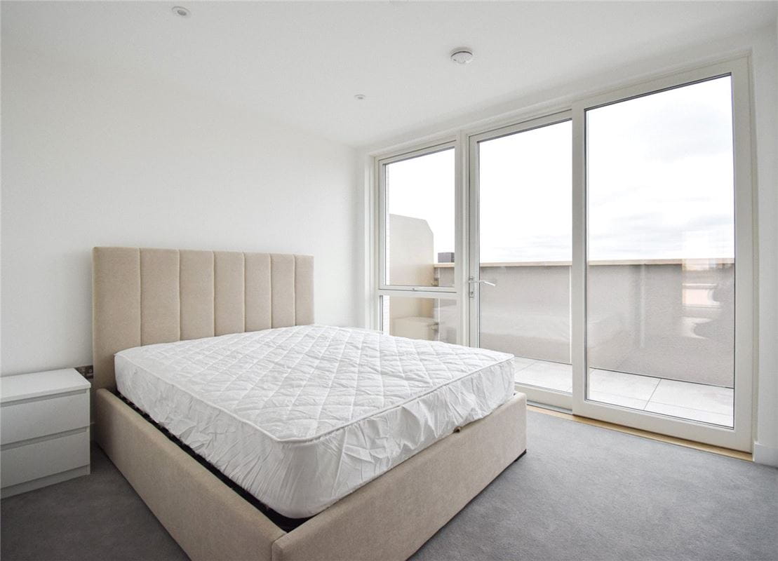 2 bedroom flat, Eddington Avenue, Eddington CB3 - Let Agreed