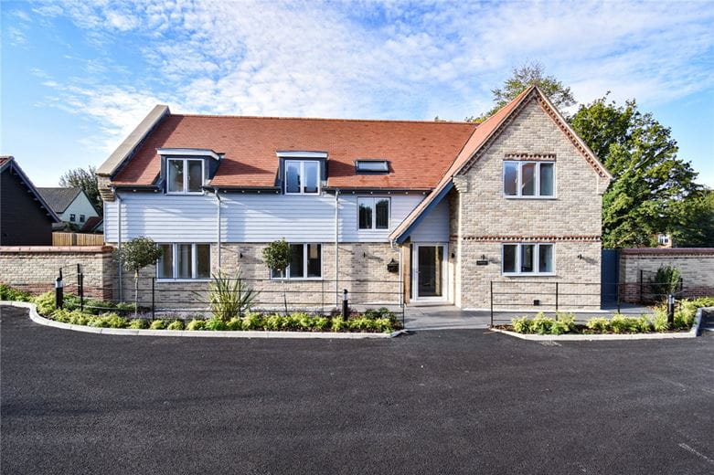 4 bedroom house, 5 Evelyns Orchard, Lower Road CB7 - Available