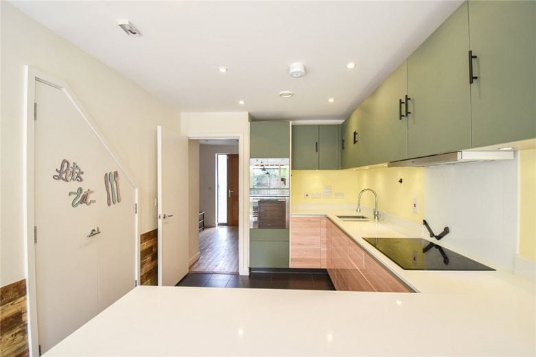 4 bedroom house, Royal Way, Trumpington CB2 - Available
