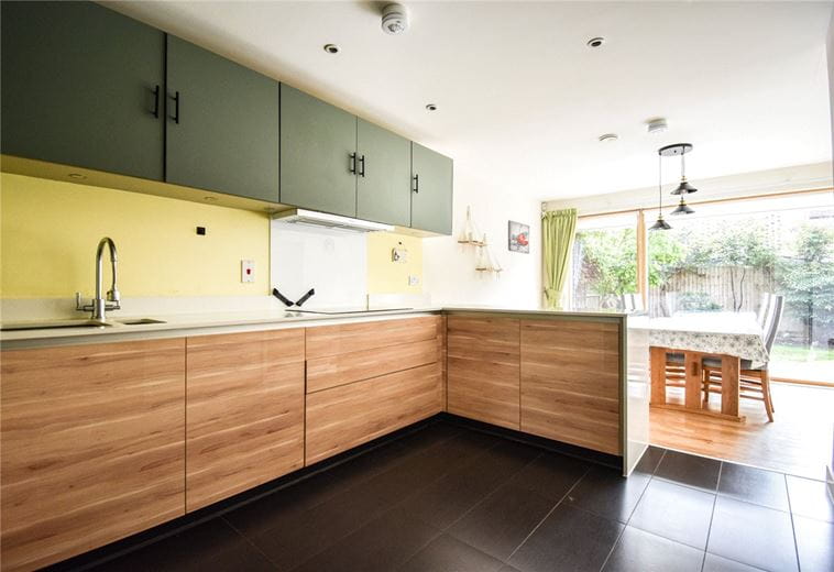 4 bedroom house, Royal Way, Trumpington CB2 - Available