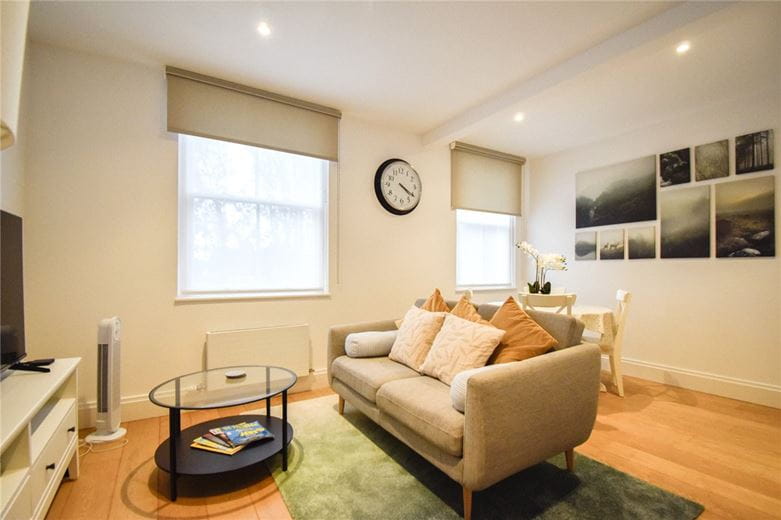 1 bedroom flat, Carlyle House, 20 Devonshire Road CB1 - Let Agreed