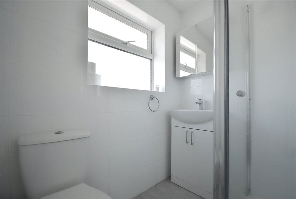 2 bedroom house, Barnwell Road, Cambridge CB5 - Available