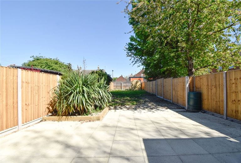 2 bedroom house, Barnwell Road, Cambridge CB5 - Available