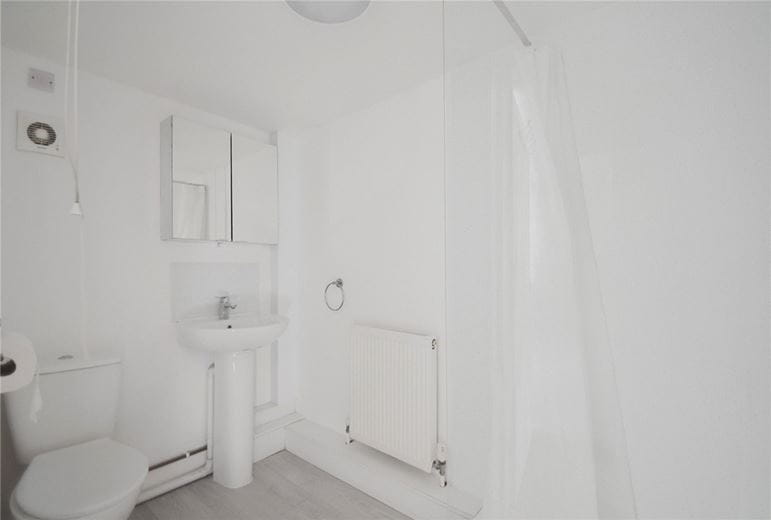 2 bedroom house, Barnwell Road, Cambridge CB5 - Available