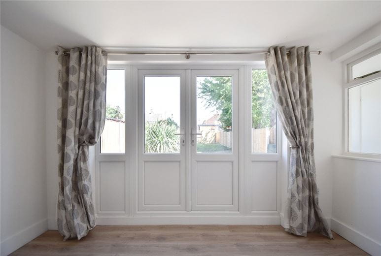 2 bedroom house, Barnwell Road, Cambridge CB5 - Available