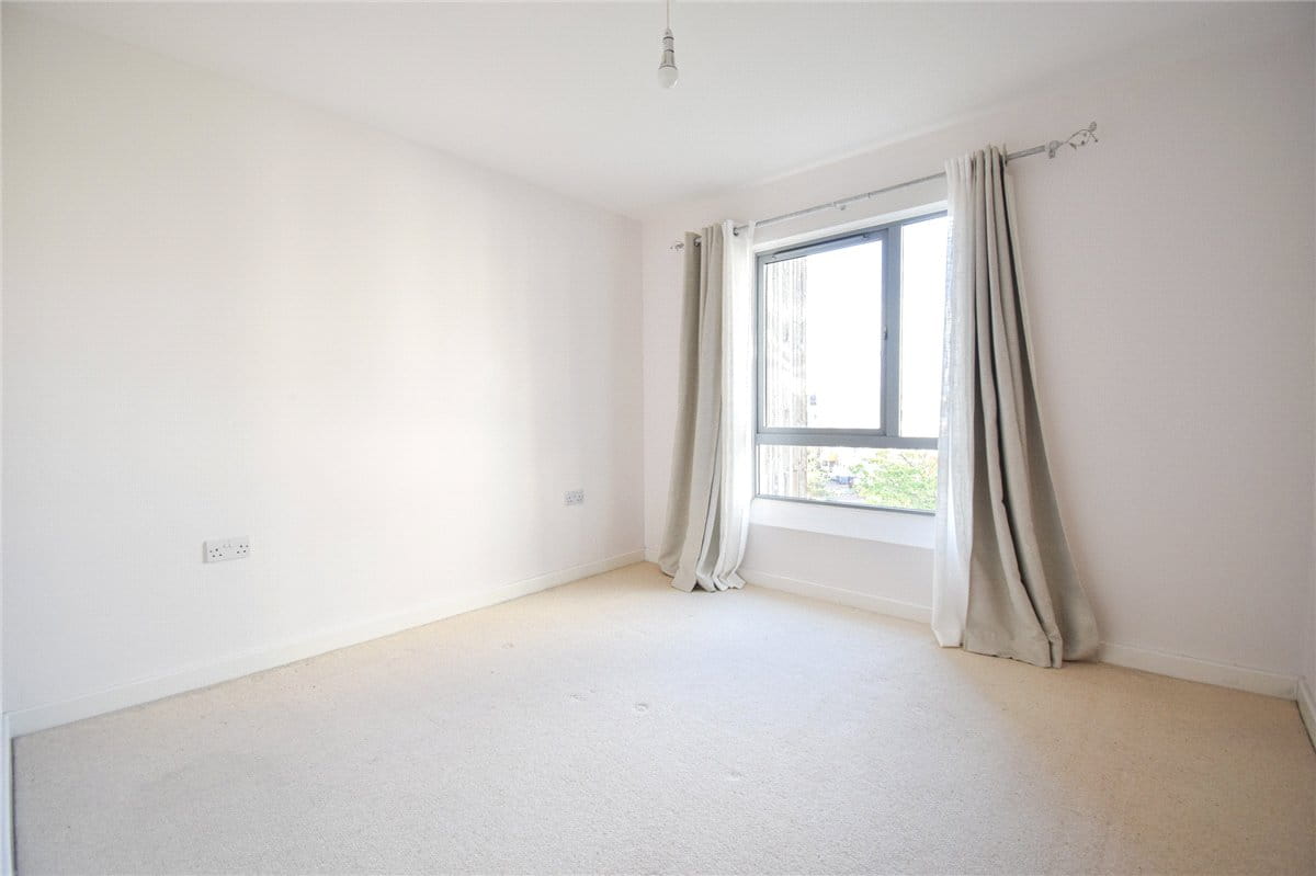 2 bedroom flat, Glenalmond Avenue, Cambridge CB2 - Let Agreed