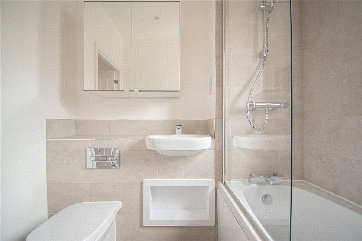 2 bedroom maisonette, Edward Grange Street, Cambridge CB1 - Let Agreed