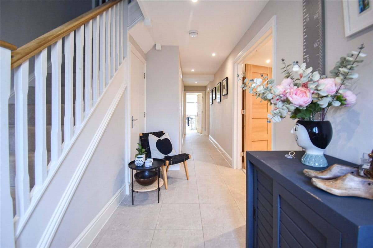 4 bedroom house, Constable Place, East Street CB10 - Available