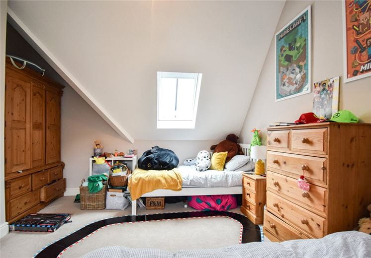 4 bedroom house, Constable Place, East Street CB10 - Available