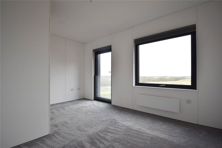 3 bedroom house, Lockhart Way, Northstowe CB24 - Available