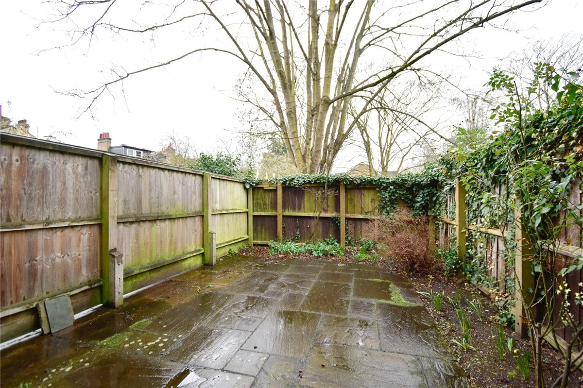 2 bedroom house, St Marks Church, 13 Barton Road CB3 - Available