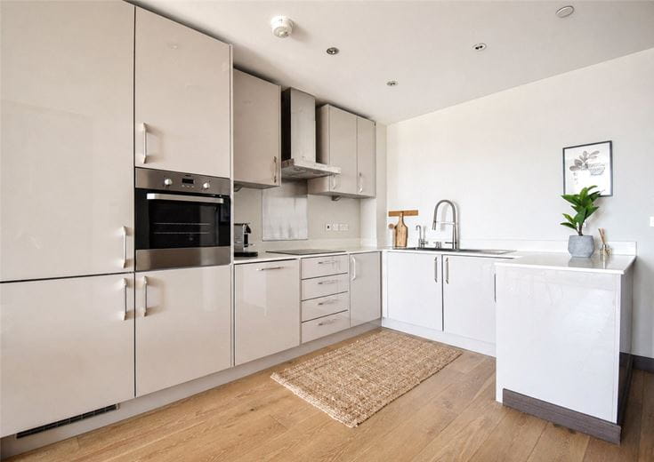 1 bedroom flat, Station Square, Cambridge CB1 - Available