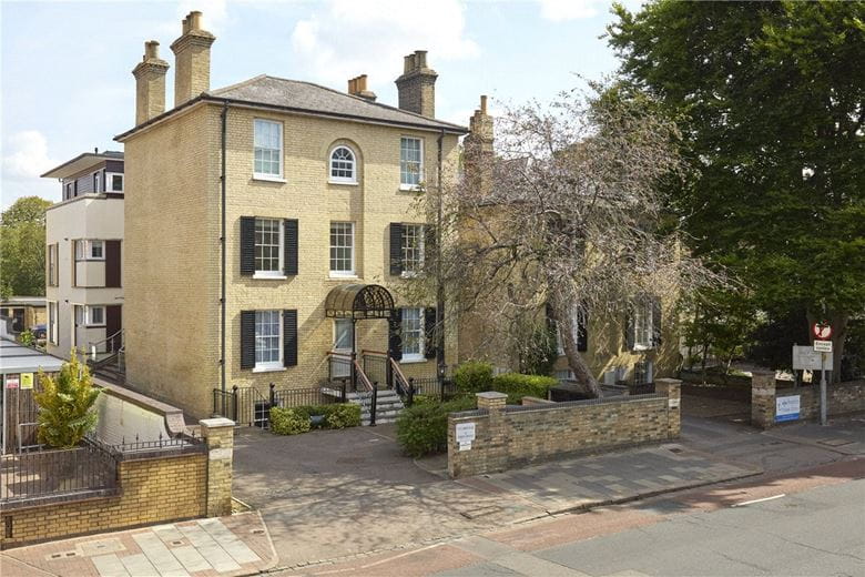 2 bedroom flat, Felbrigge, 39 Hills Road CB2